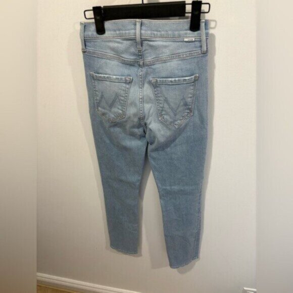 ⭐️ MOTHER Dazzler yoke front ankle jeans - Picture 5 of 8